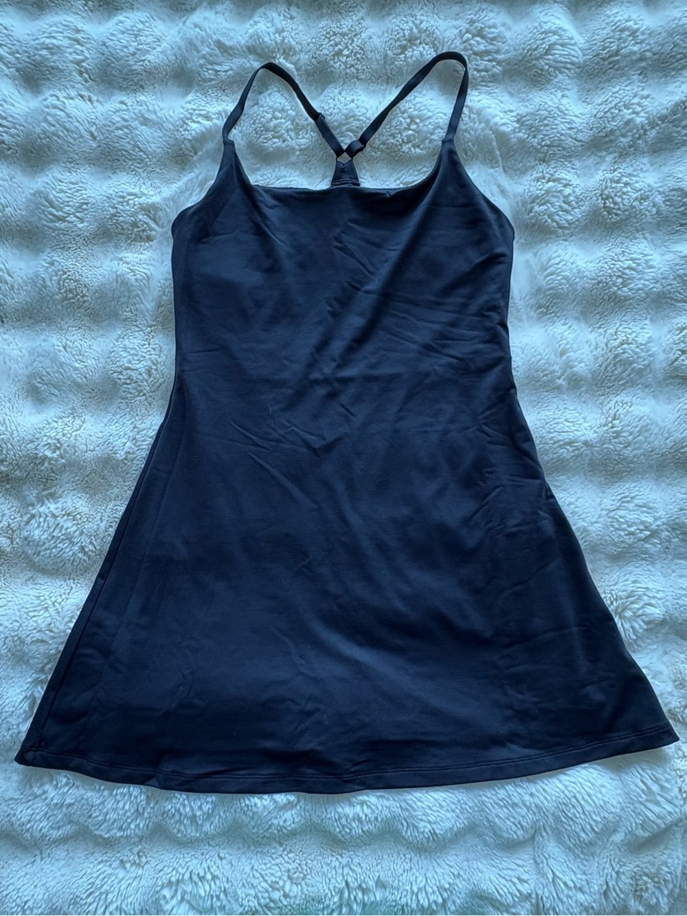 Outdoor Voices TechSweat Move Free Dress in Black (large)